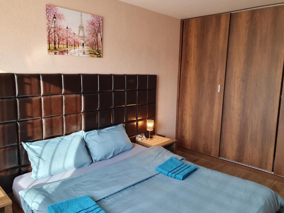Central Apartament Cristian Arad Ngoại thất bức ảnh